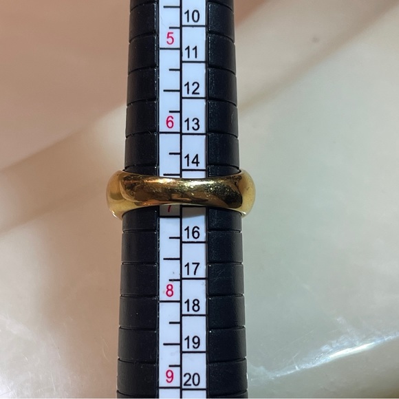 🍾Gorgeous 925 Silver Amethyst & Zircon Dome Dinner Ring! - Picture 7 of 14